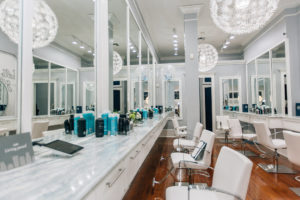 Bleu a Blowdry Bar Uptown